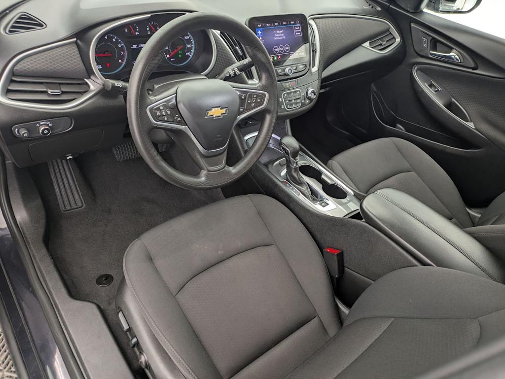 Thumbnail: 2023 Chevrolet Malibu - 2