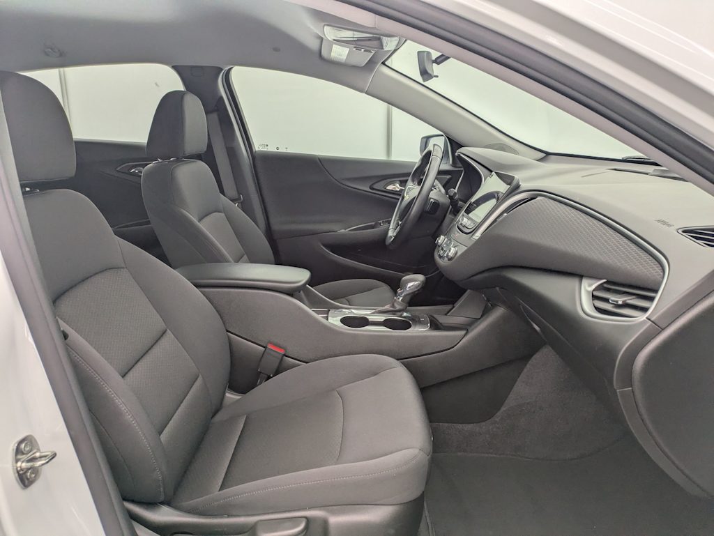 Thumbnail: 2024 Chevrolet Malibu - 12