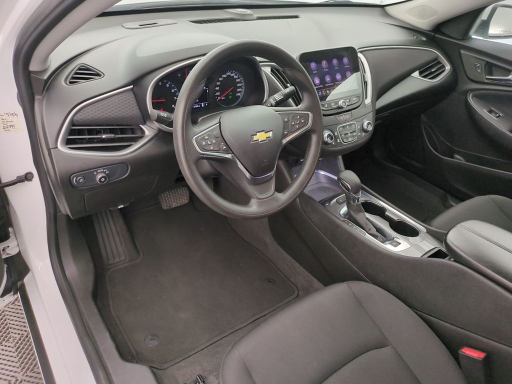 Thumbnail: 2024 Chevrolet Malibu - 2