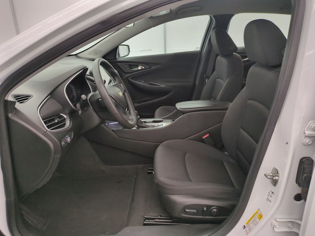 Thumbnail: 2024 Chevrolet Malibu - 11