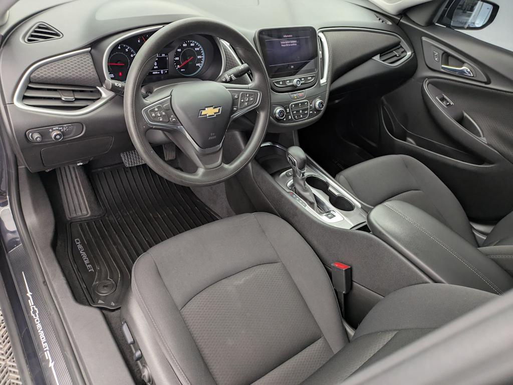 Thumbnail: 2022 Chevrolet Malibu - 2