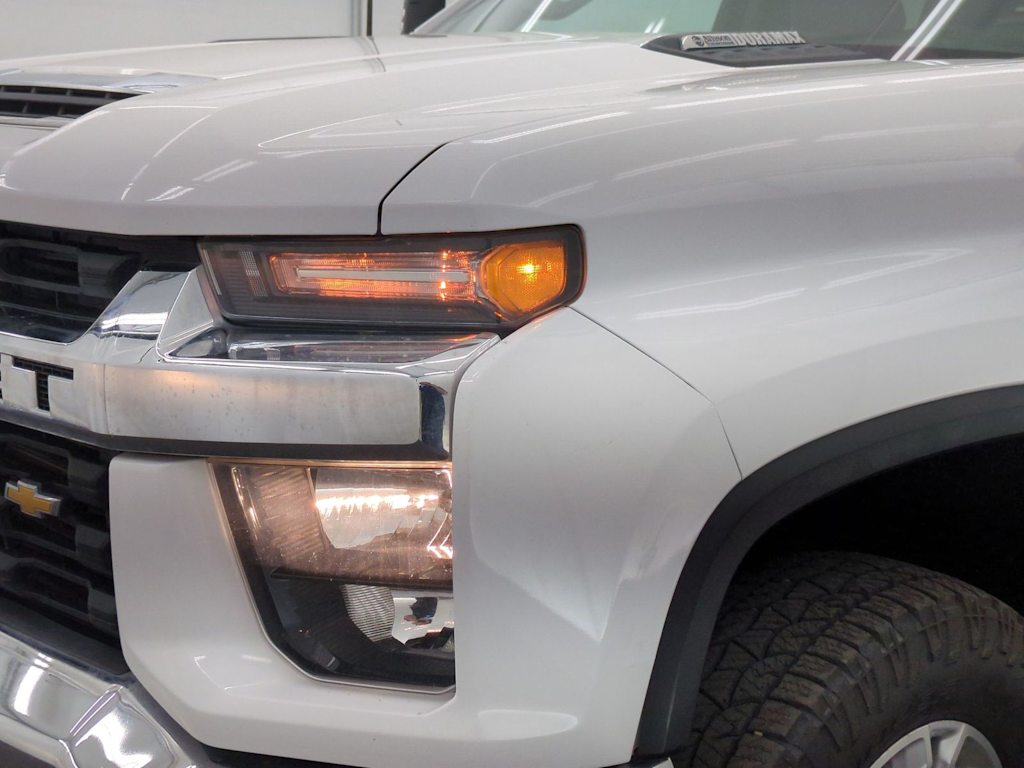 Thumbnail: 2022 Chevrolet Silverado 2500 - 24