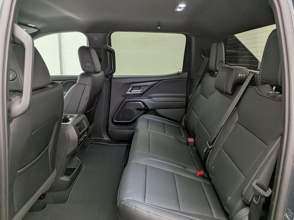 Thumbnail: 2026 Chevrolet Silverado EV - 25