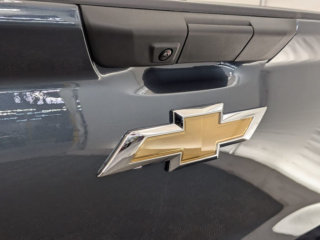 Thumbnail: 2026 Chevrolet Silverado EV - 7