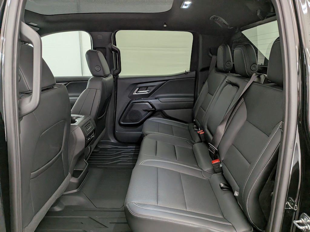 Thumbnail: 2026 Chevrolet Silverado EV - 26