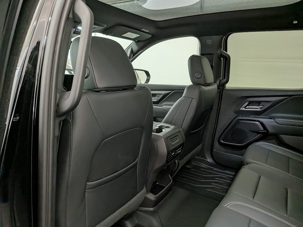 Thumbnail: 2026 Chevrolet Silverado EV - 12