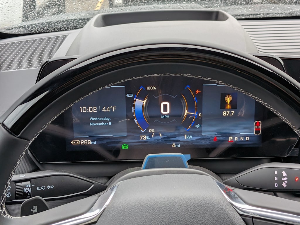 Thumbnail: 2026 Chevrolet Silverado EV - 33