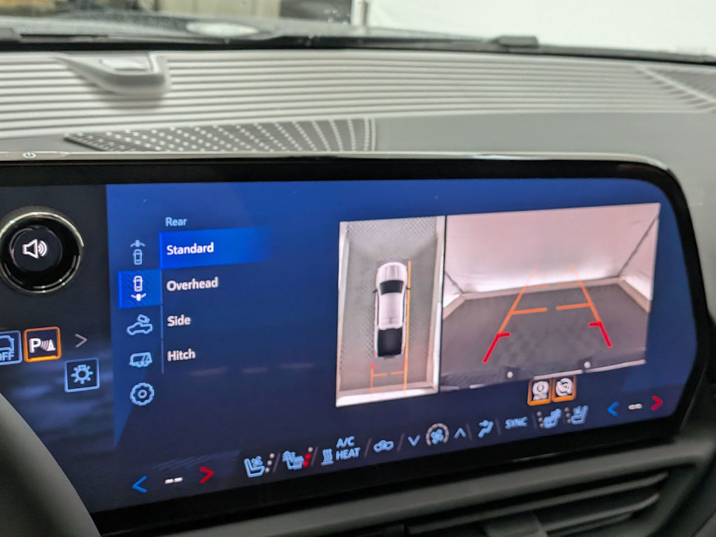 Thumbnail: 2026 Chevrolet Silverado EV - 31