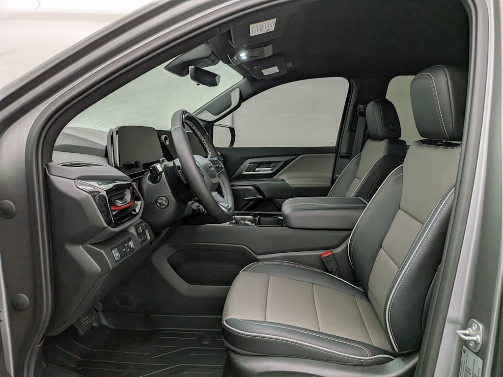 Thumbnail: 2026 Chevrolet Silverado EV - 10