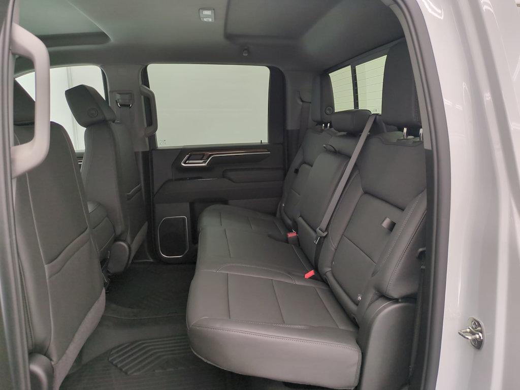 Thumbnail: 2026 Chevrolet Silverado 2500 - 35