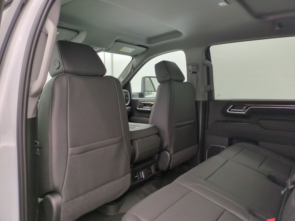 Thumbnail: 2026 Chevrolet Silverado 2500 - 12