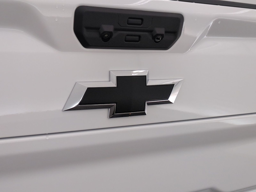 Thumbnail: 2026 Chevrolet Silverado 2500 - 30