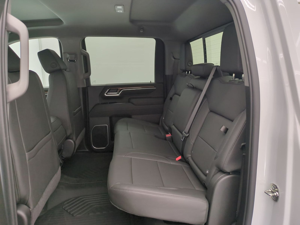 Thumbnail: 2026 Chevrolet Silverado 2500 - 36
