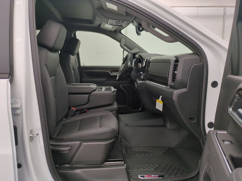 Thumbnail: 2026 Chevrolet Silverado 2500 - 11