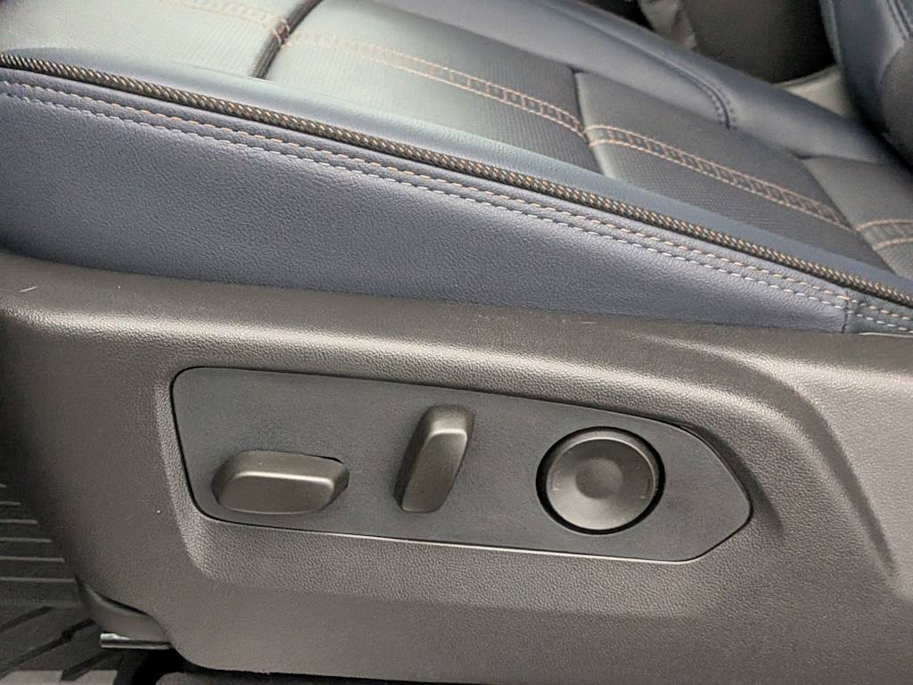 Thumbnail: 2026 Chevrolet Silverado 2500 - 28