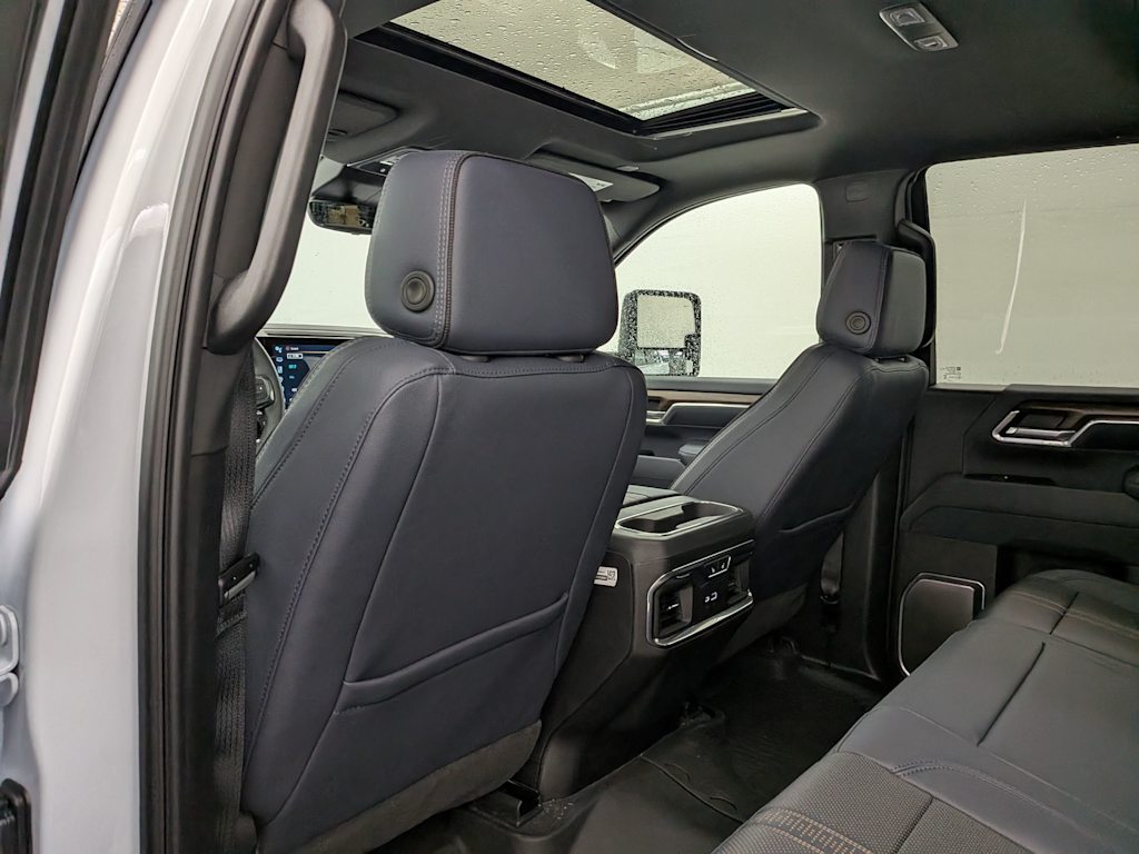 Thumbnail: 2026 Chevrolet Silverado 2500 - 13