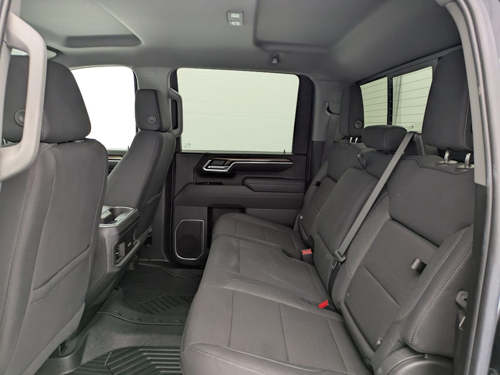 Thumbnail: 2025 Chevrolet Silverado 3500 - 29