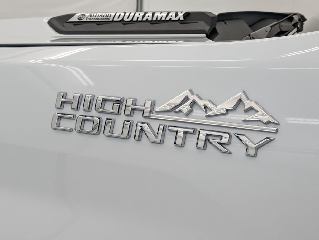 Thumbnail: 2026 Chevrolet Silverado 3500 - 23