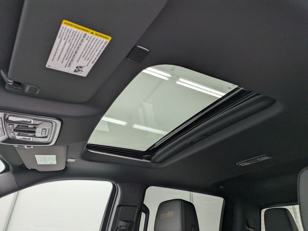 Thumbnail: 2026 Chevrolet Silverado 3500 - 29