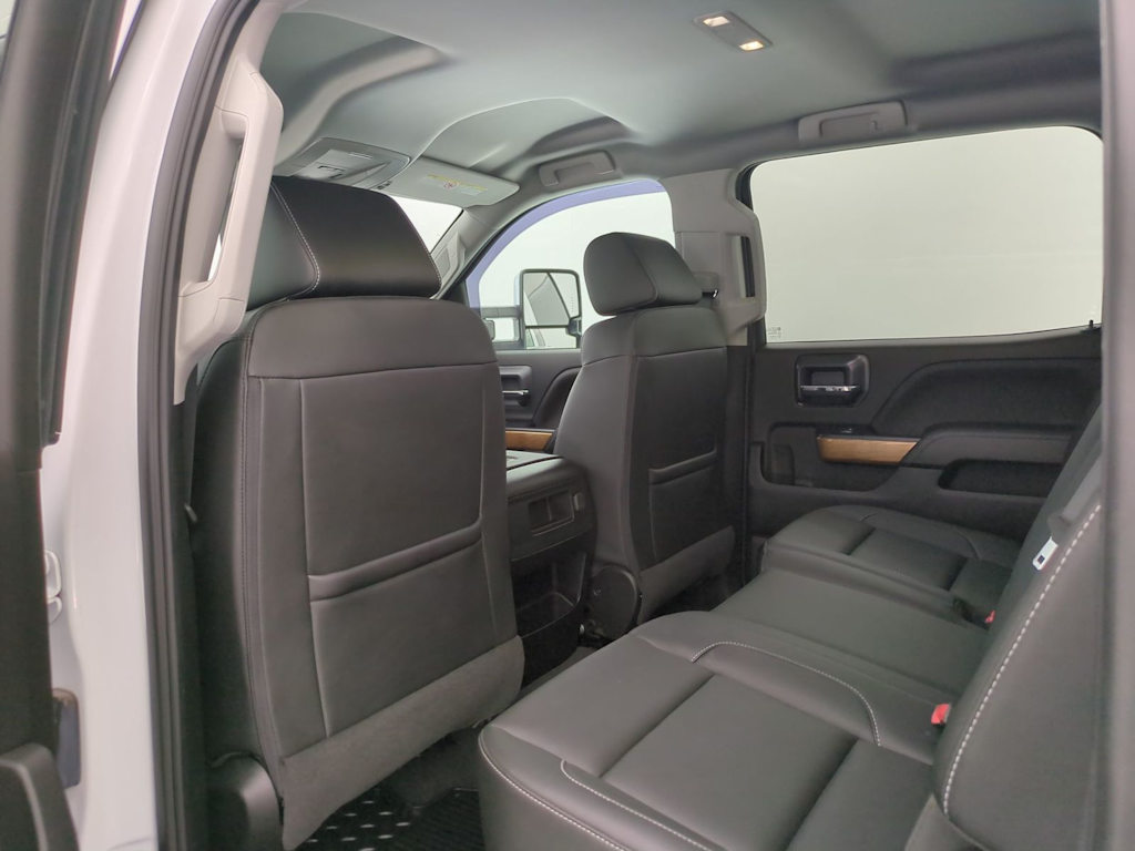 Thumbnail: 2019 Chevrolet Silverado 3500 - 13