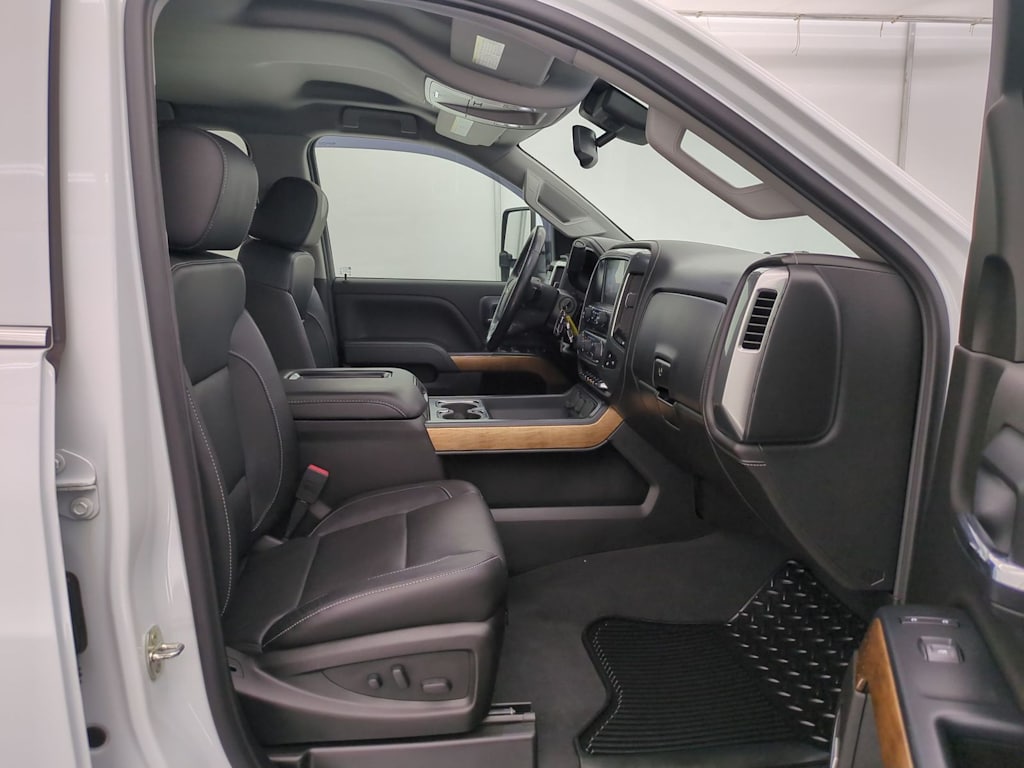 Thumbnail: 2019 Chevrolet Silverado 3500 - 12