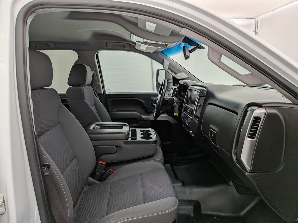 Thumbnail: 2016 Chevrolet Silverado 3500 - 11