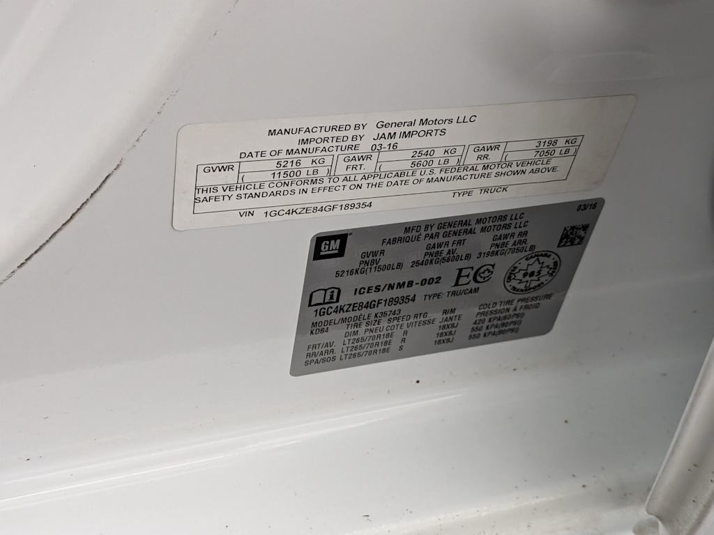 Thumbnail: 2016 Chevrolet Silverado 3500 - 18