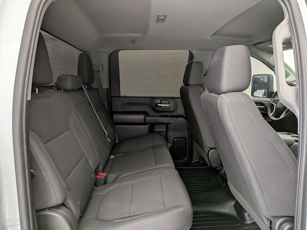 Thumbnail: 2022 Chevrolet Silverado 3500 - 29