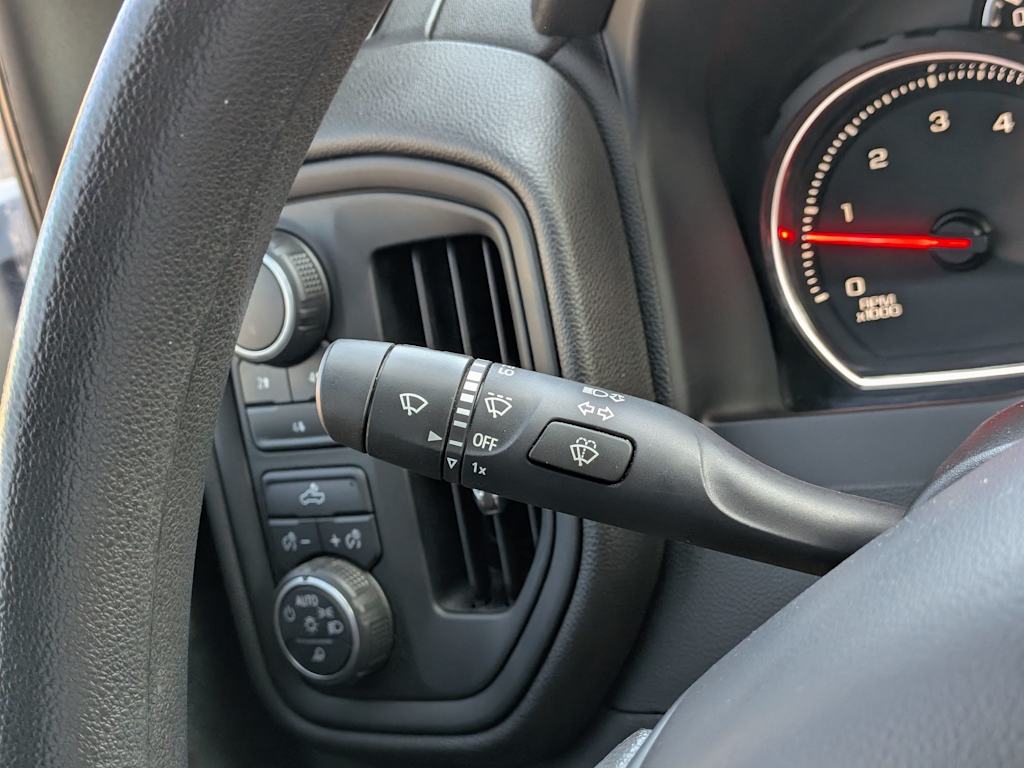 Thumbnail: 2022 Chevrolet Silverado 3500 - 32