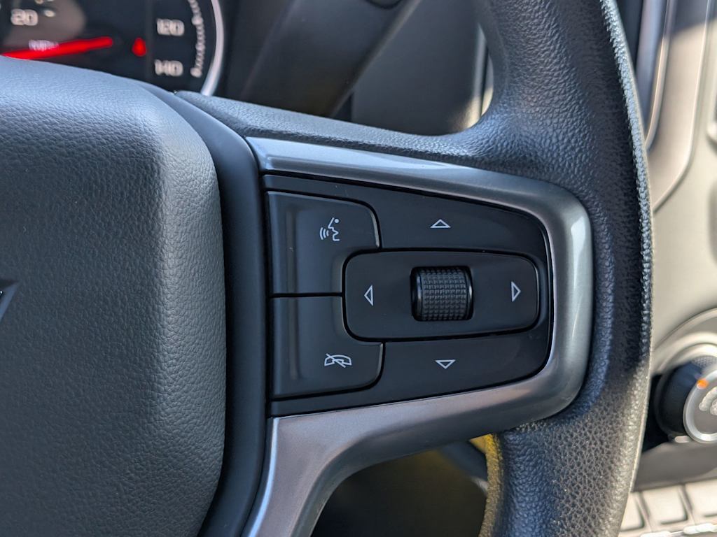 Thumbnail: 2022 Chevrolet Silverado 3500 - 31