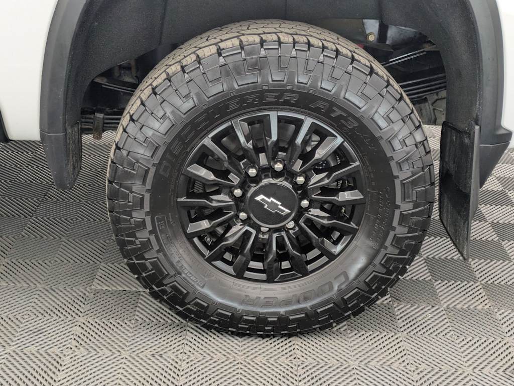 Thumbnail: 2021 Chevrolet Silverado 3500 - 8