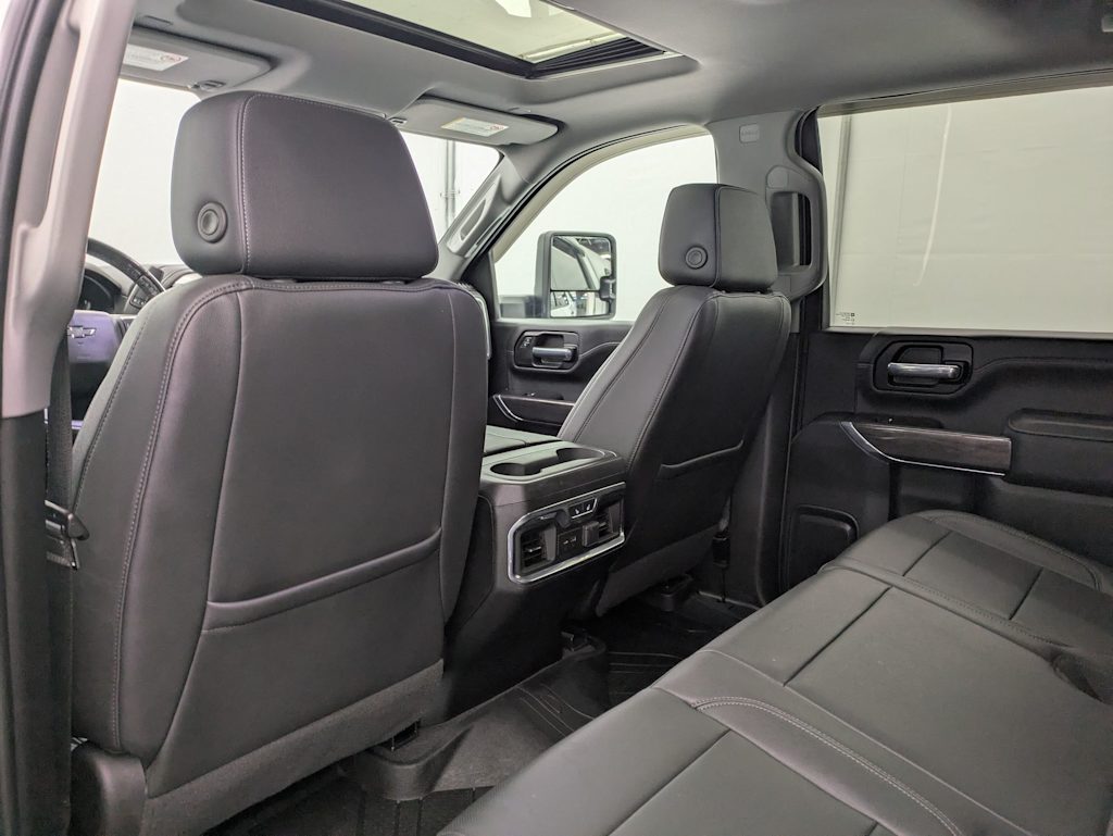 Thumbnail: 2021 Chevrolet Silverado 3500 - 13