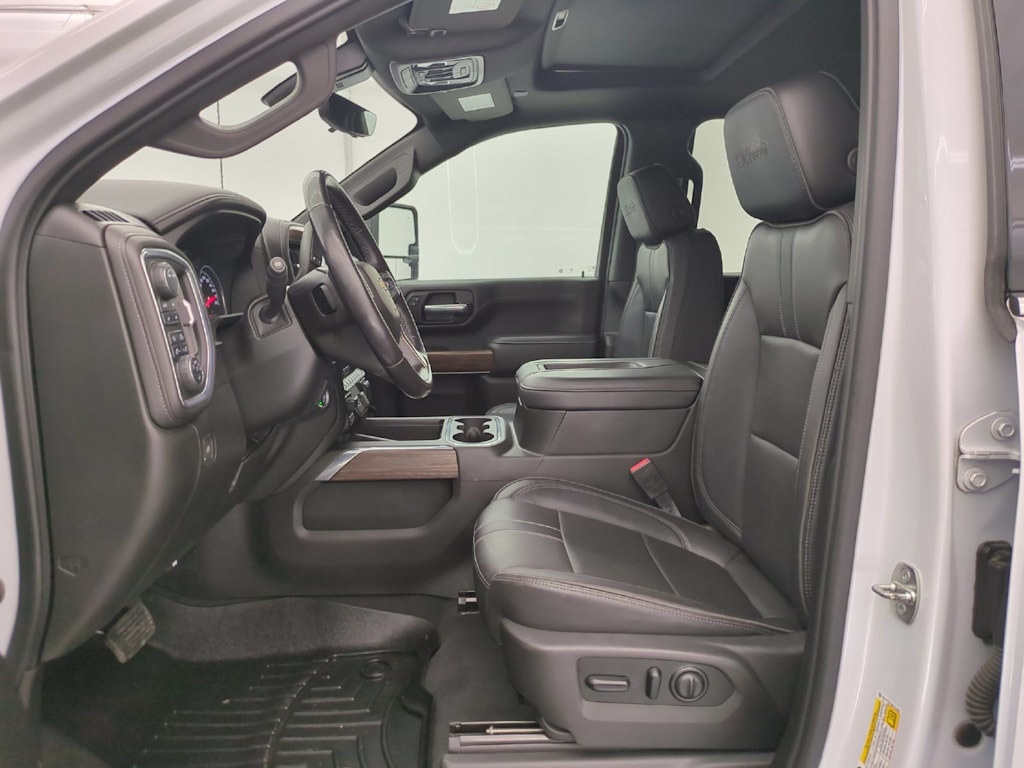 Thumbnail: 2021 Chevrolet Silverado 3500 - 11