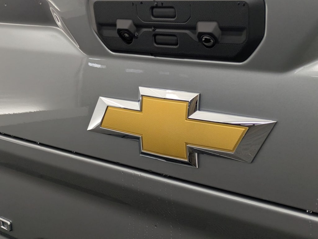 Thumbnail: 2026 Chevrolet Silverado 2500 - 28