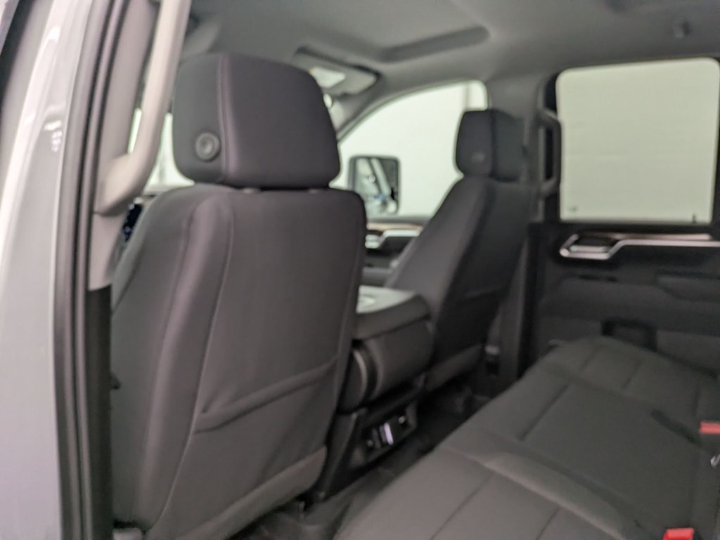 Thumbnail: 2026 Chevrolet Silverado 2500 - 12