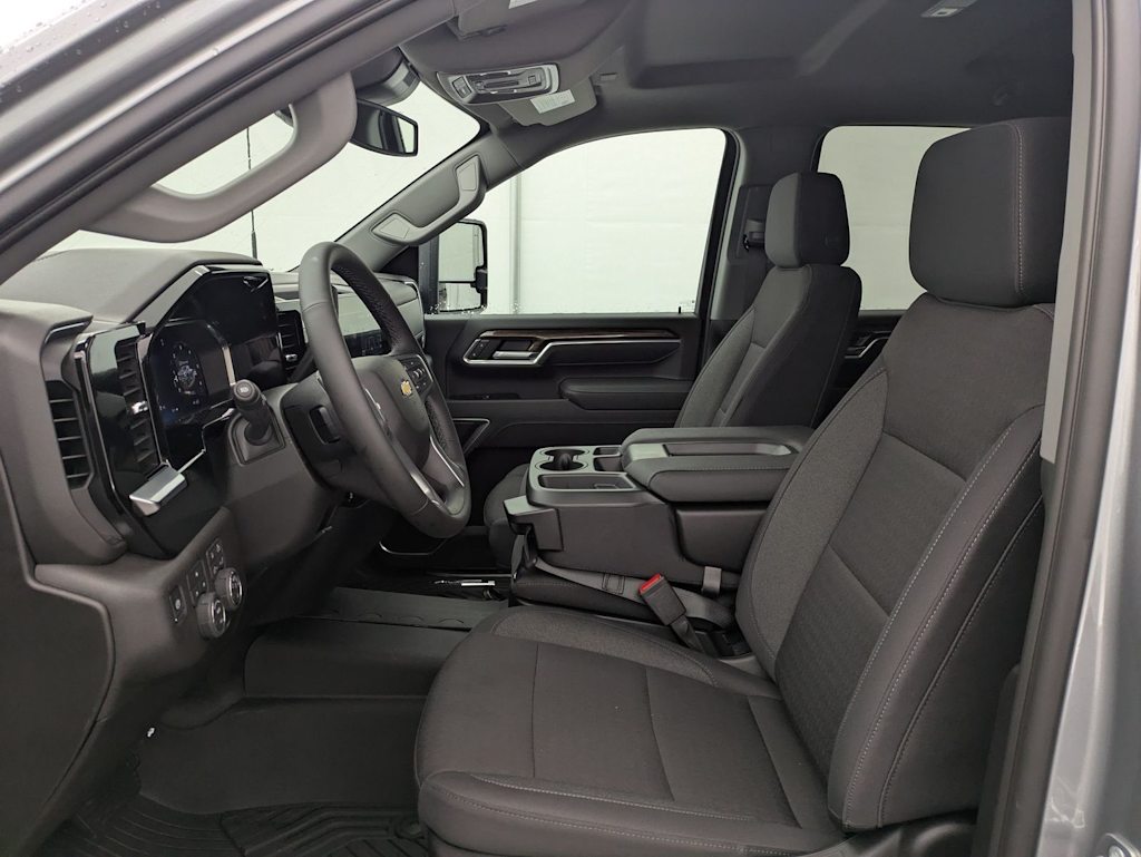 Thumbnail: 2026 Chevrolet Silverado 2500 - 11