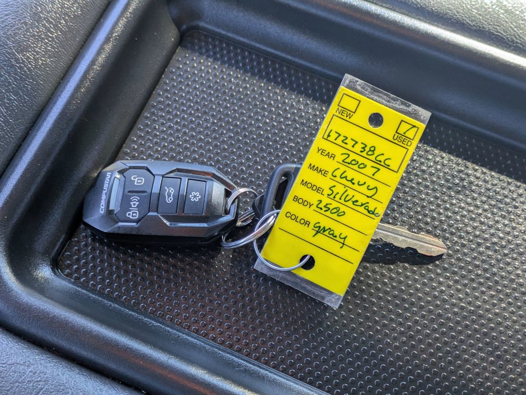 Thumbnail: 2007 Chevrolet Silverado 2500 - 18