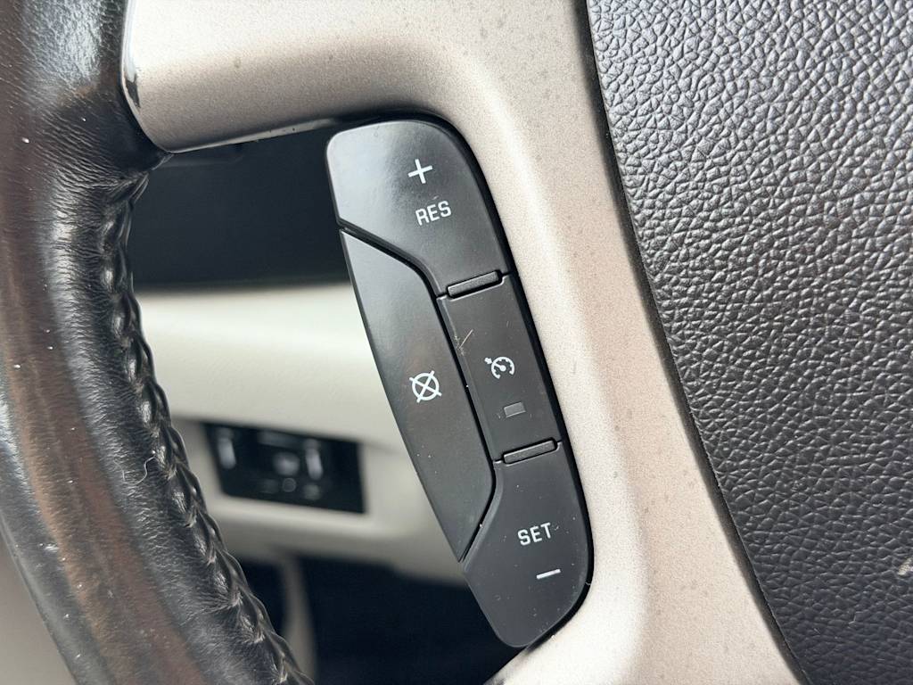 Thumbnail: 2009 Chevrolet Silverado 2500 - 28