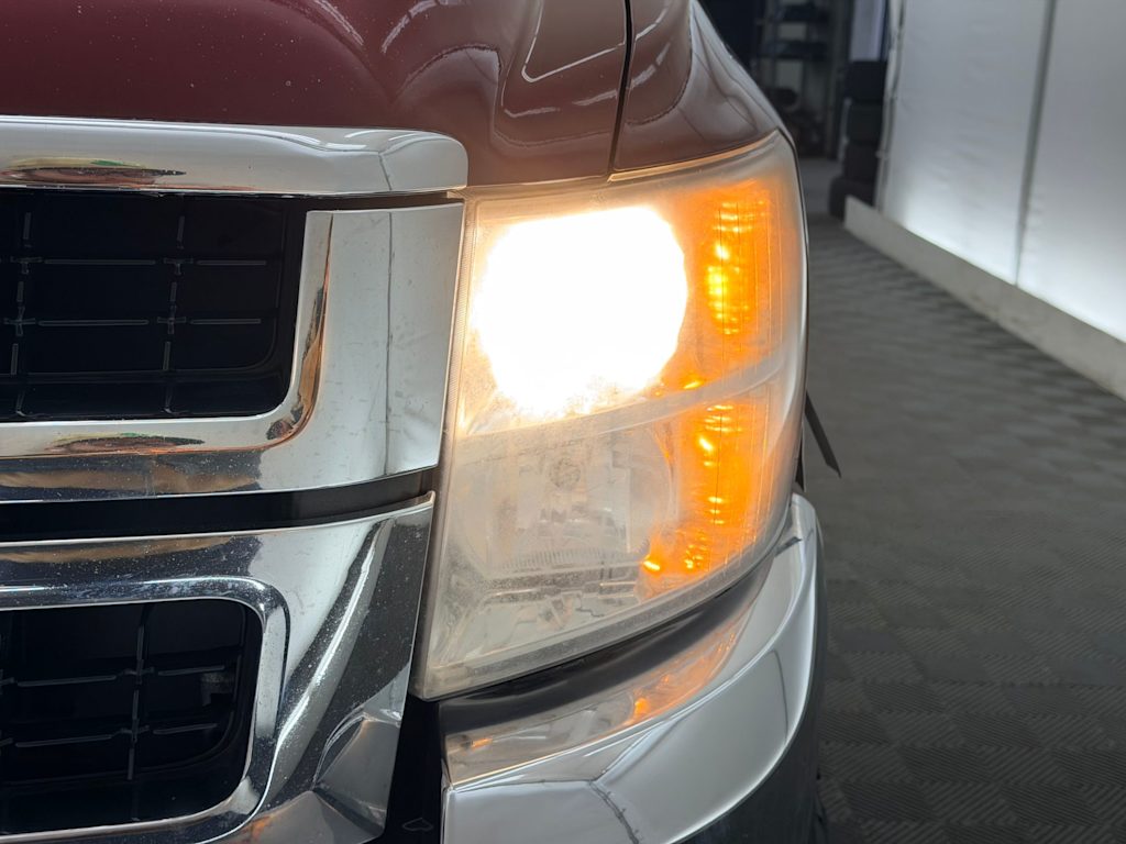 Thumbnail: 2009 Chevrolet Silverado 2500 - 23