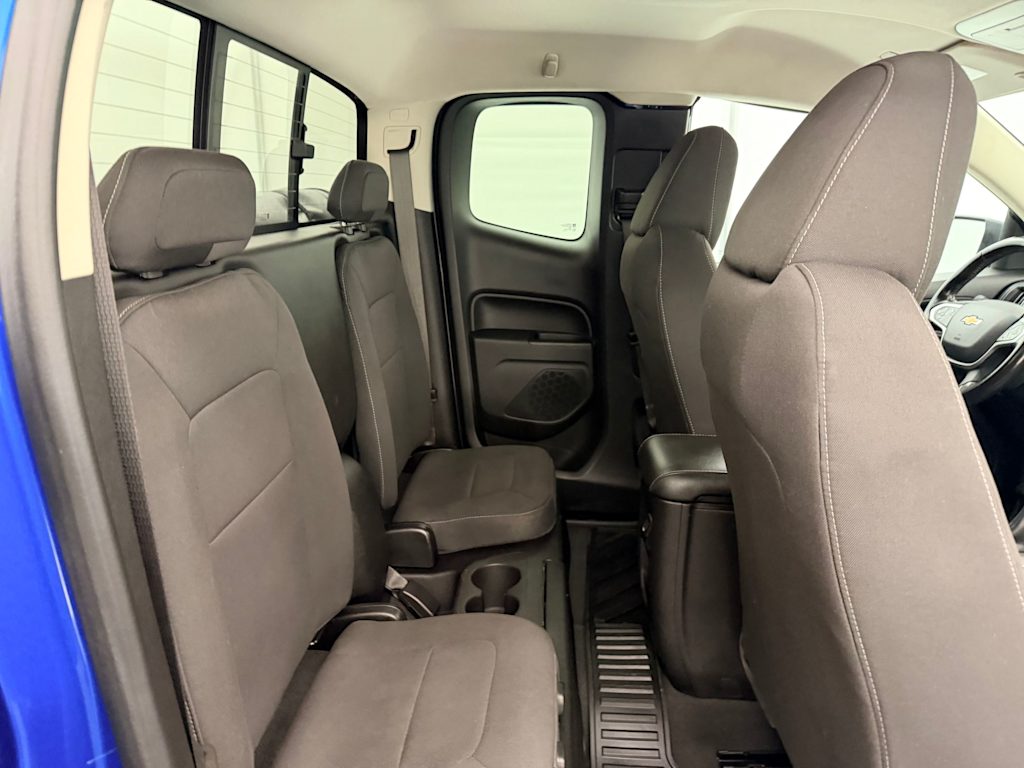 Thumbnail: 2022 Chevrolet Colorado - 28