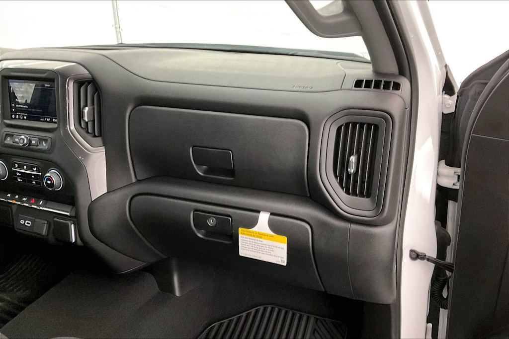 2024 Chevrolet Silverado 1500 Custom 16