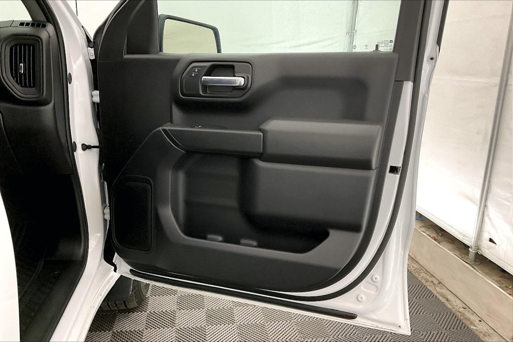 2024 Chevrolet Silverado 1500 Custom 30