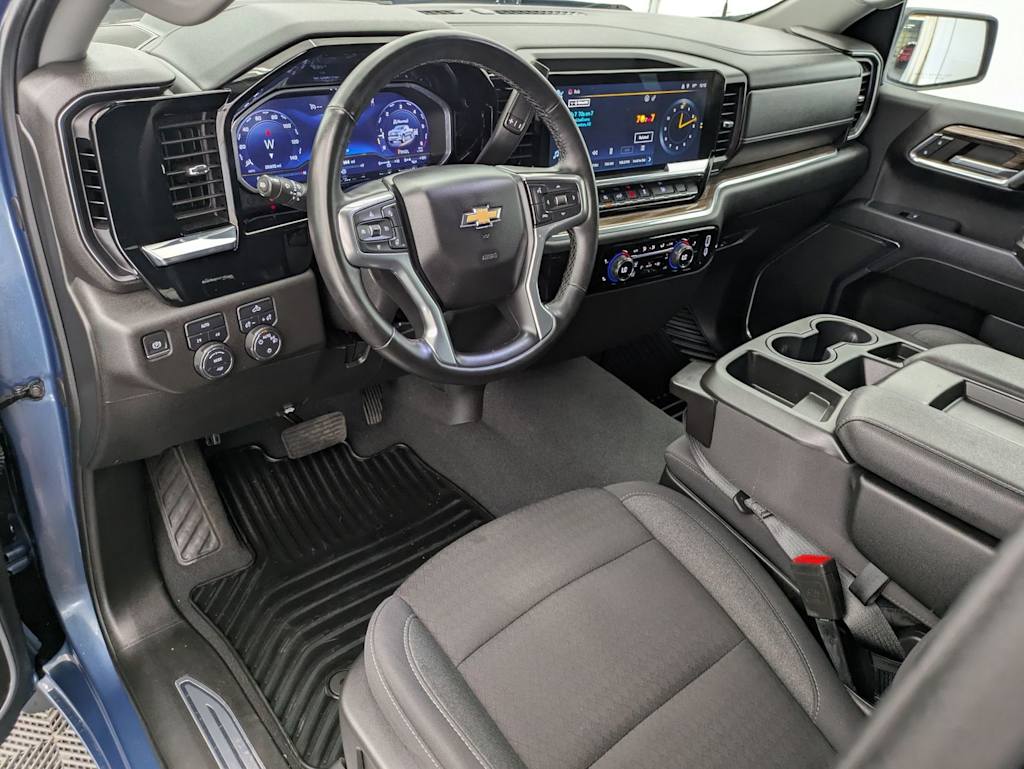 Thumbnail: 2024 Chevrolet Silverado 1500 - 2