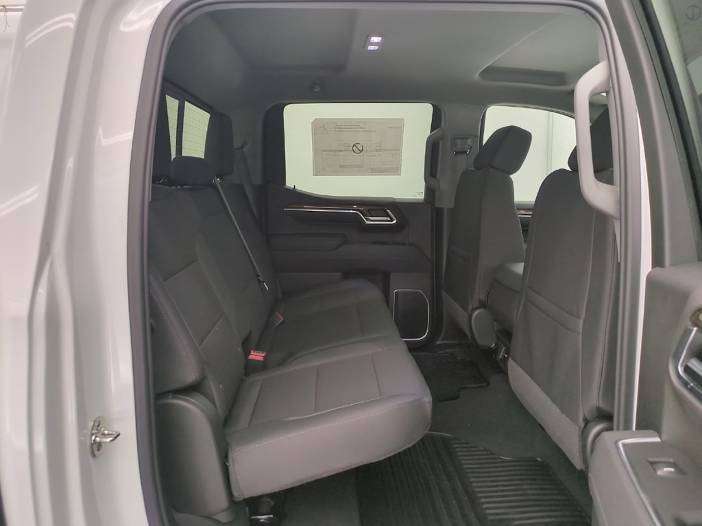 Thumbnail: 2026 Chevrolet Silverado 1500 - 26