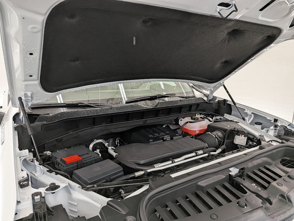 Thumbnail: 2026 Chevrolet Silverado 1500 - 9