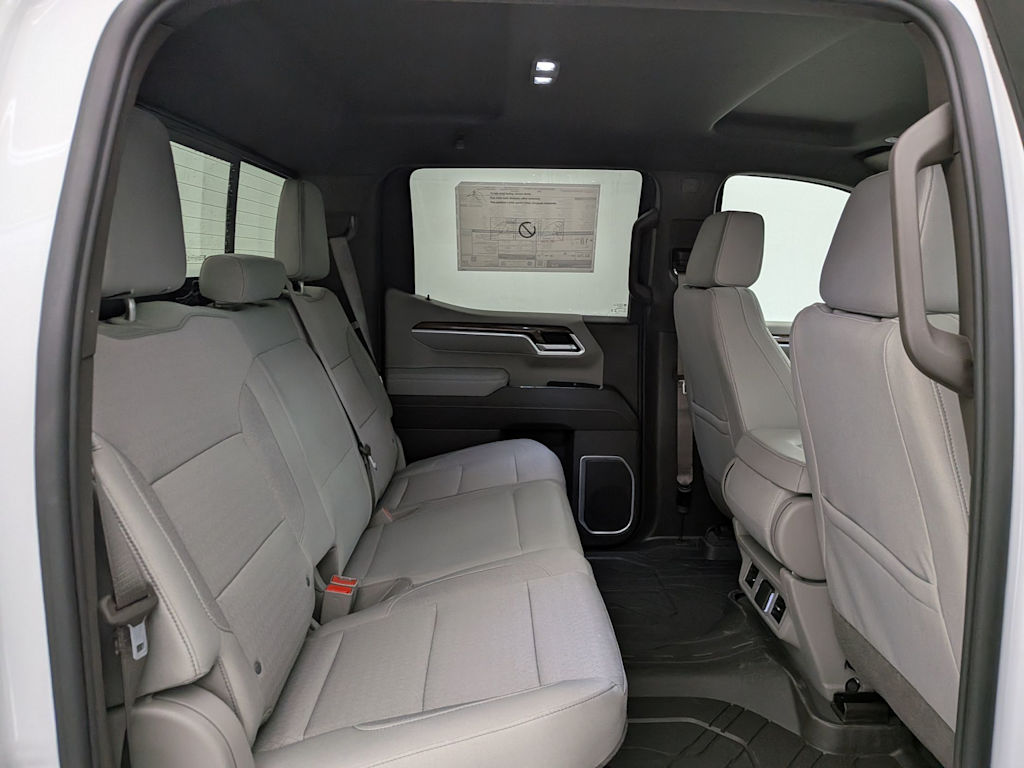 Thumbnail: 2026 Chevrolet Silverado 1500 - 31