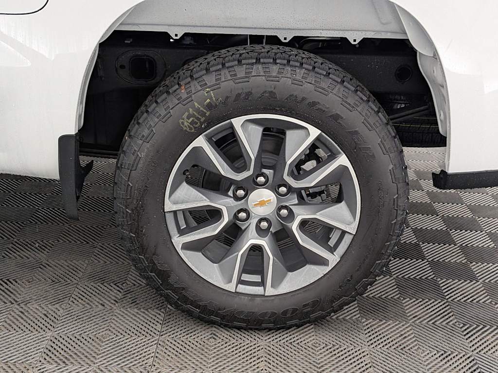 Thumbnail: 2026 Chevrolet Silverado 1500 - 8