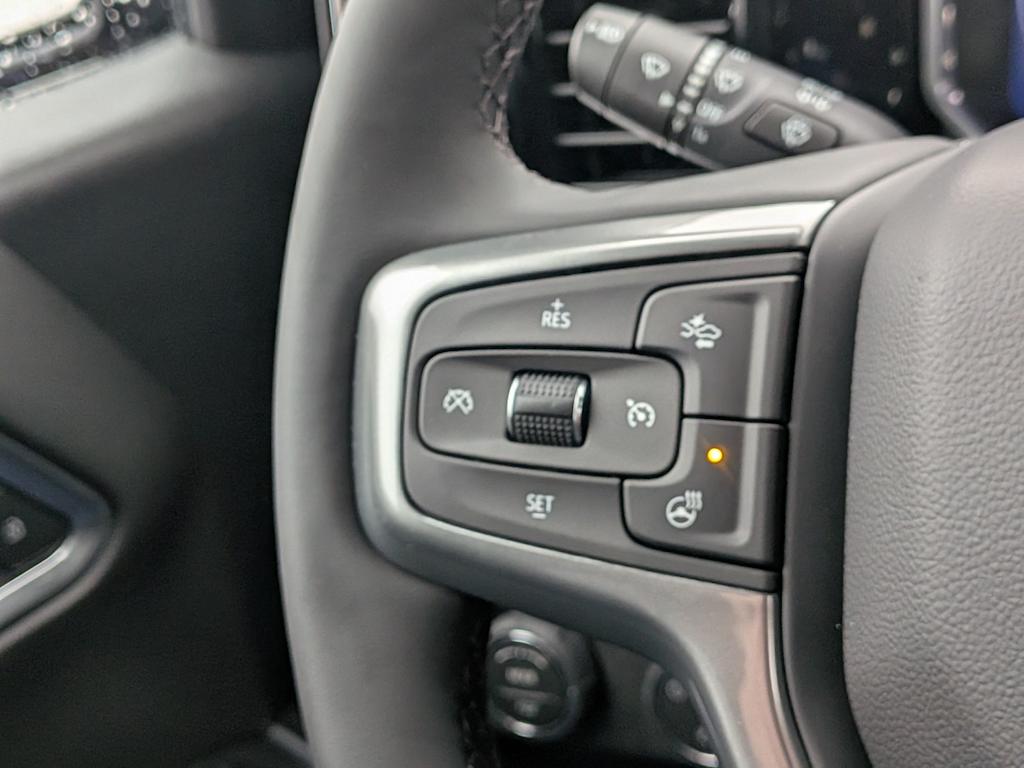 Thumbnail: 2026 Chevrolet Silverado 1500 - 32