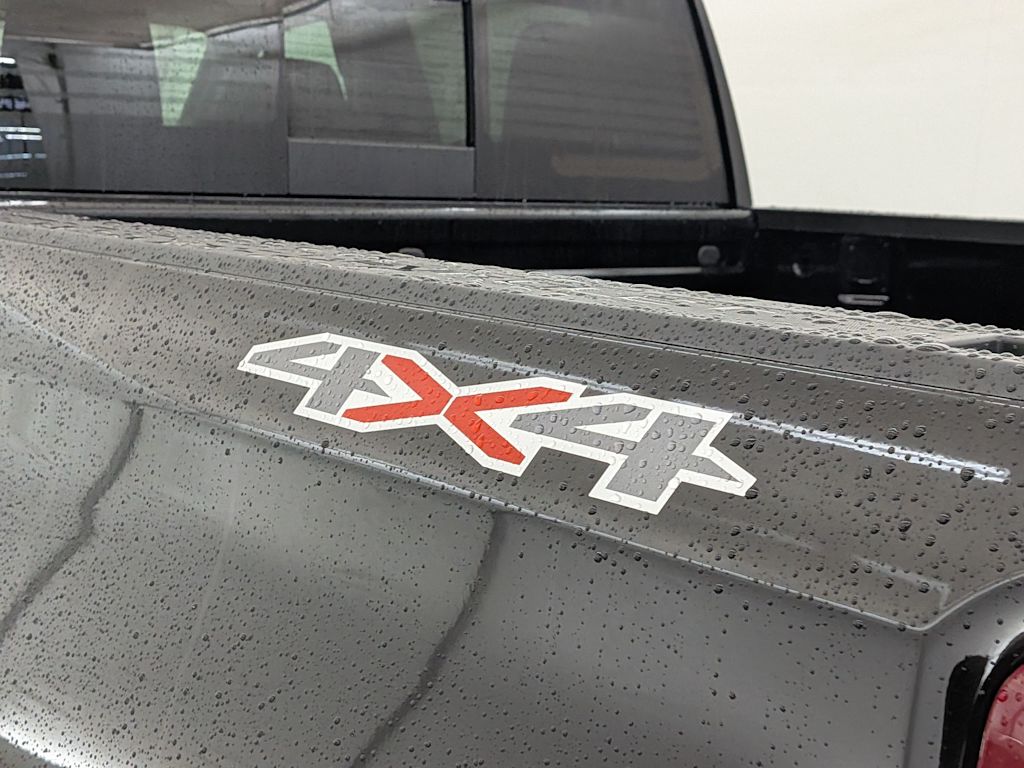 Thumbnail: 2026 Chevrolet Silverado 1500 - 25