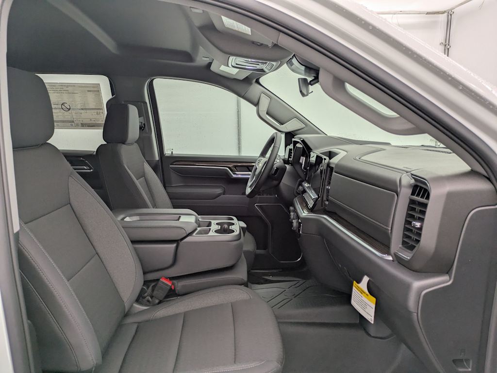 Thumbnail: 2026 Chevrolet Silverado 1500 - 12